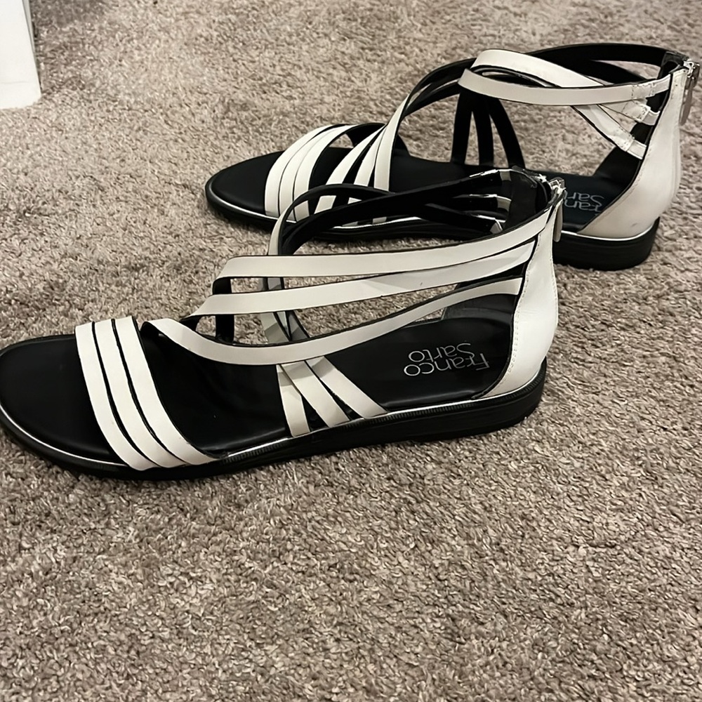 White Franco Sarto flat sandals size 10. - Picture 5 of 5